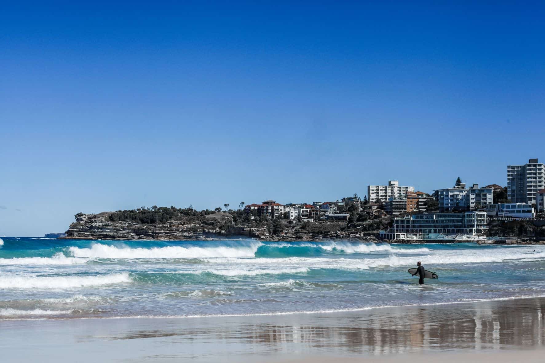 bondi beach sydney 2021 08 30 04 21 48 utc