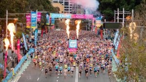 city2surf start crowd